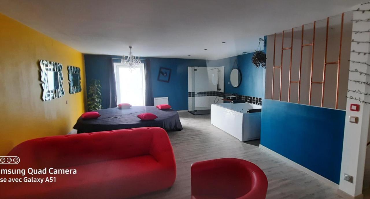 Nuit Insolite-Room Love Saint-Germain  المظهر الخارجي الصورة