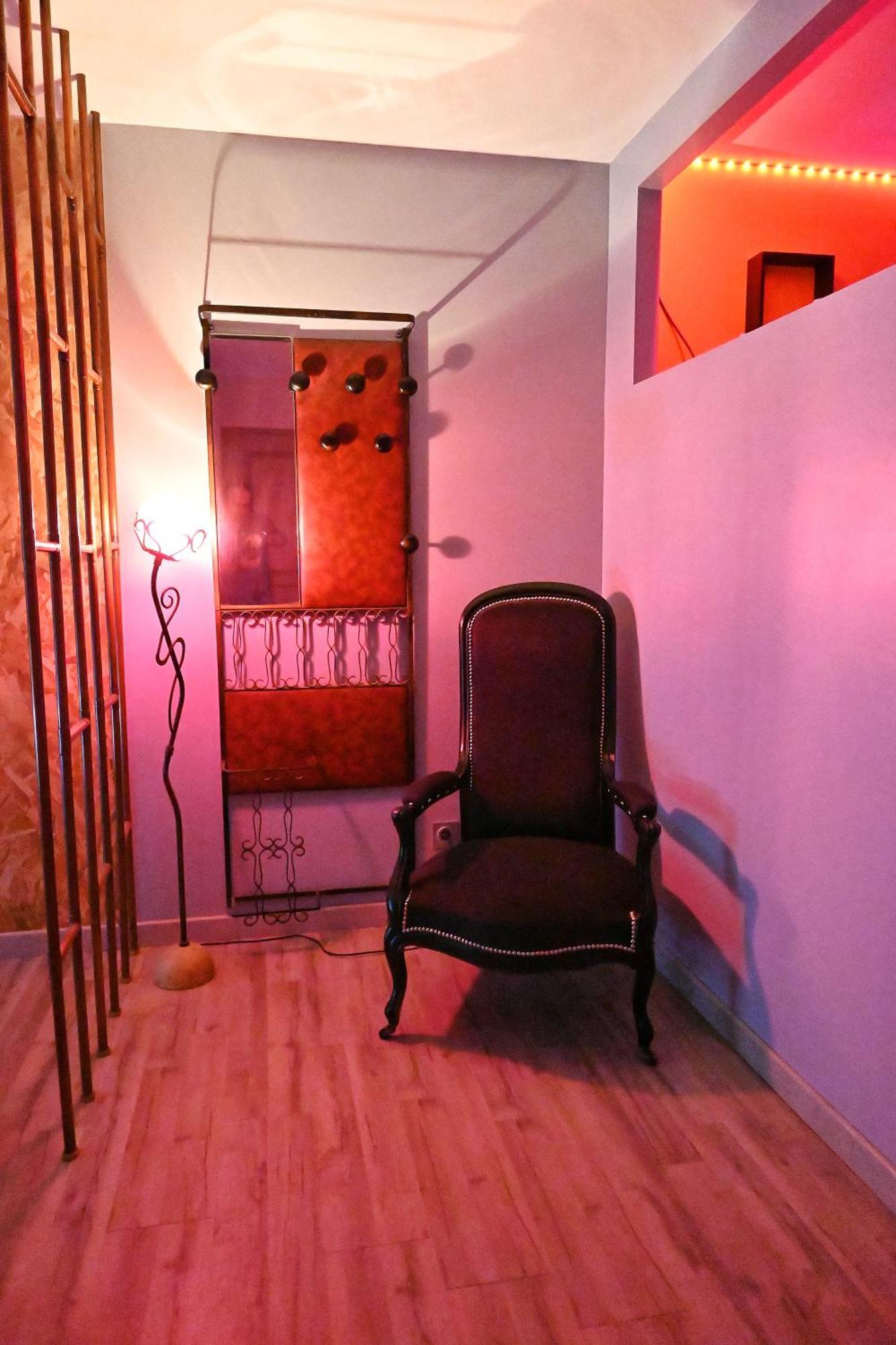 Nuit Insolite-Room Love Saint-Germain  المظهر الخارجي الصورة